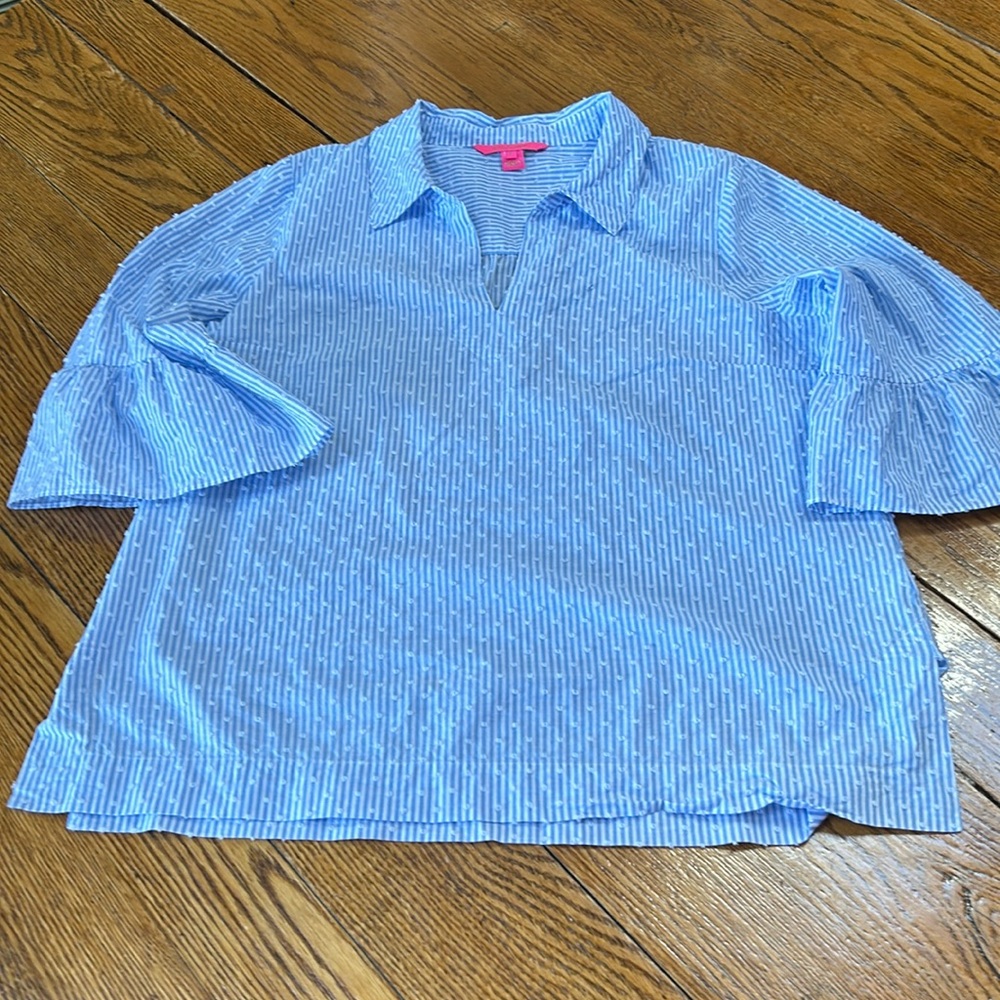 Lilly Pulitzer light blue bell sleeve pullover blouse. Dotted Swiss. Size Large.